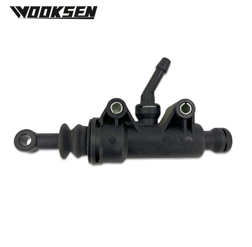 A2042900112 2042900112 maître-cylindre d'embrayage