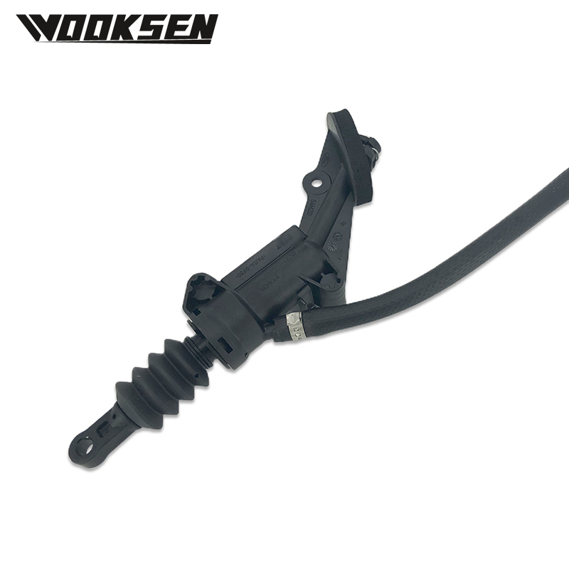 1817596 BK217A543BA 1774370 2289077 Maître-cylindre d'embrayage